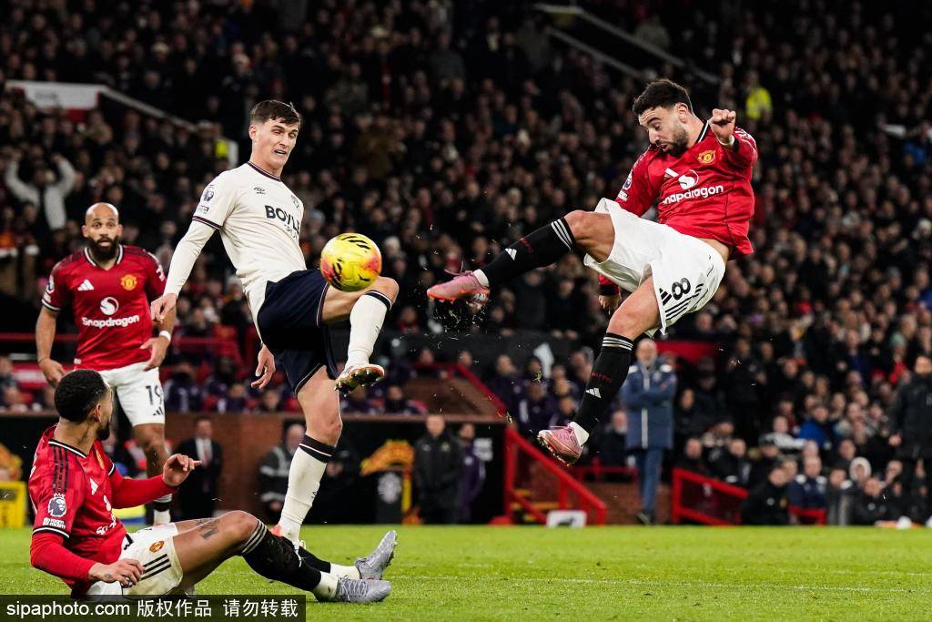 布鲁诺·费尔南德斯的惊人言论可能是曼联所需的转会警钟